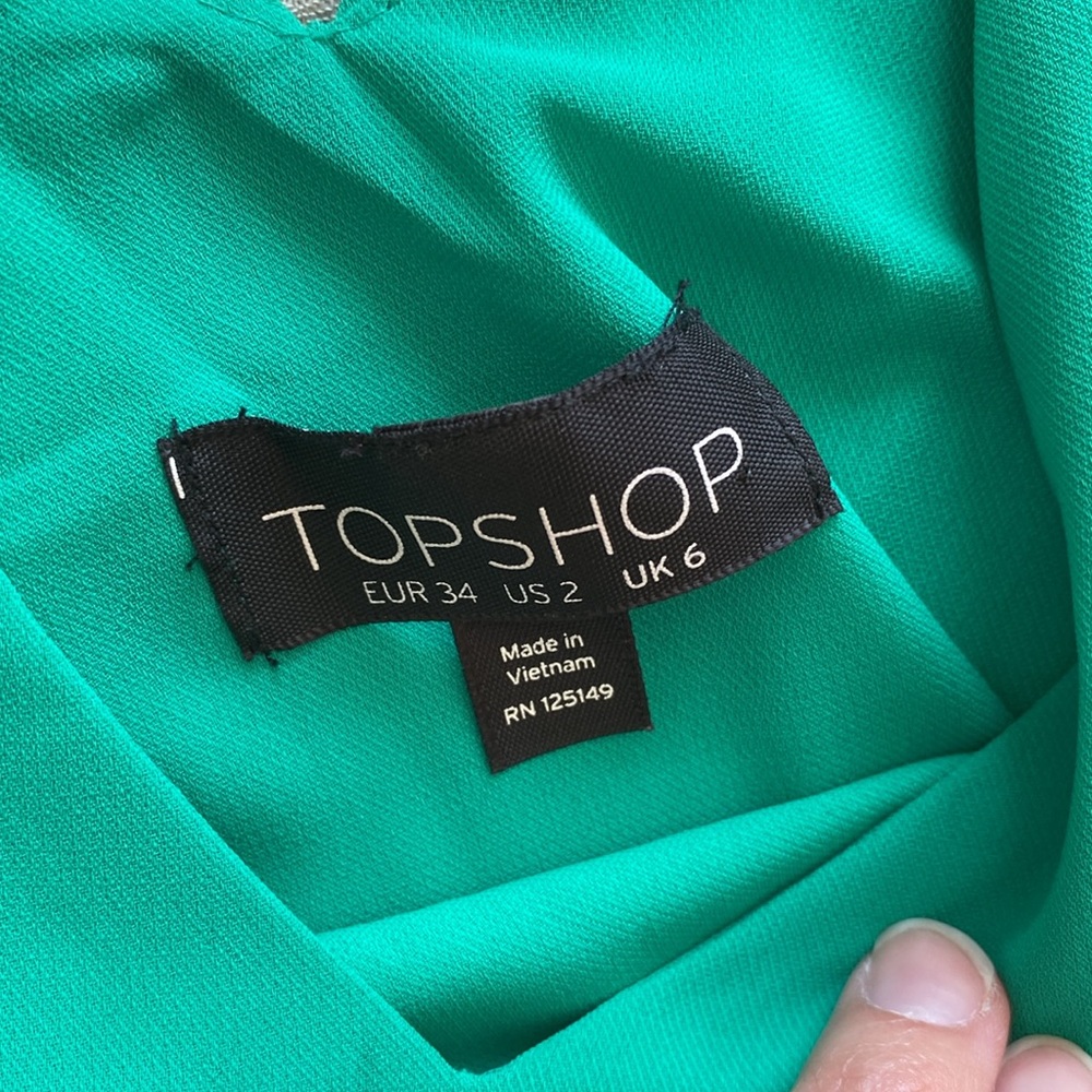 Topshop Double Strap V-Back Camisole‎ size 2 - Picture 7 of 9